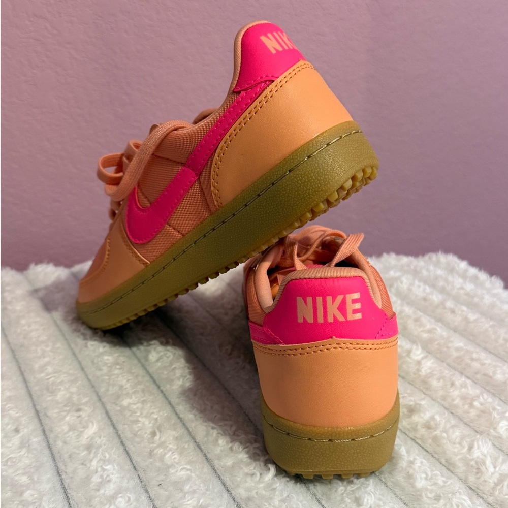 Women's Nike Field General Agate Hyper Pink Size 7 - Picture 5 of 7